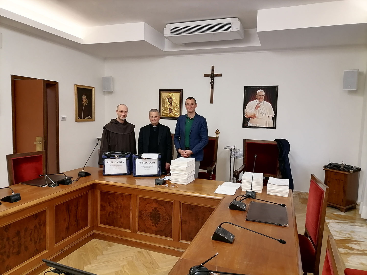 apertura causa adeodato 10 12 24